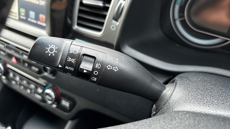 Kia Niro 1.6 GDi Hybrid 2 5dr DCT Hybrid Estate